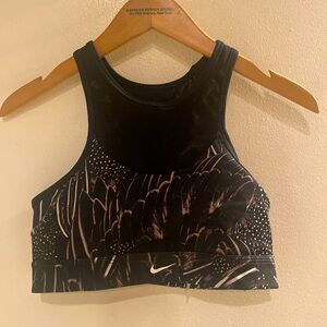 High Neck, mesh Nike Sports Bra